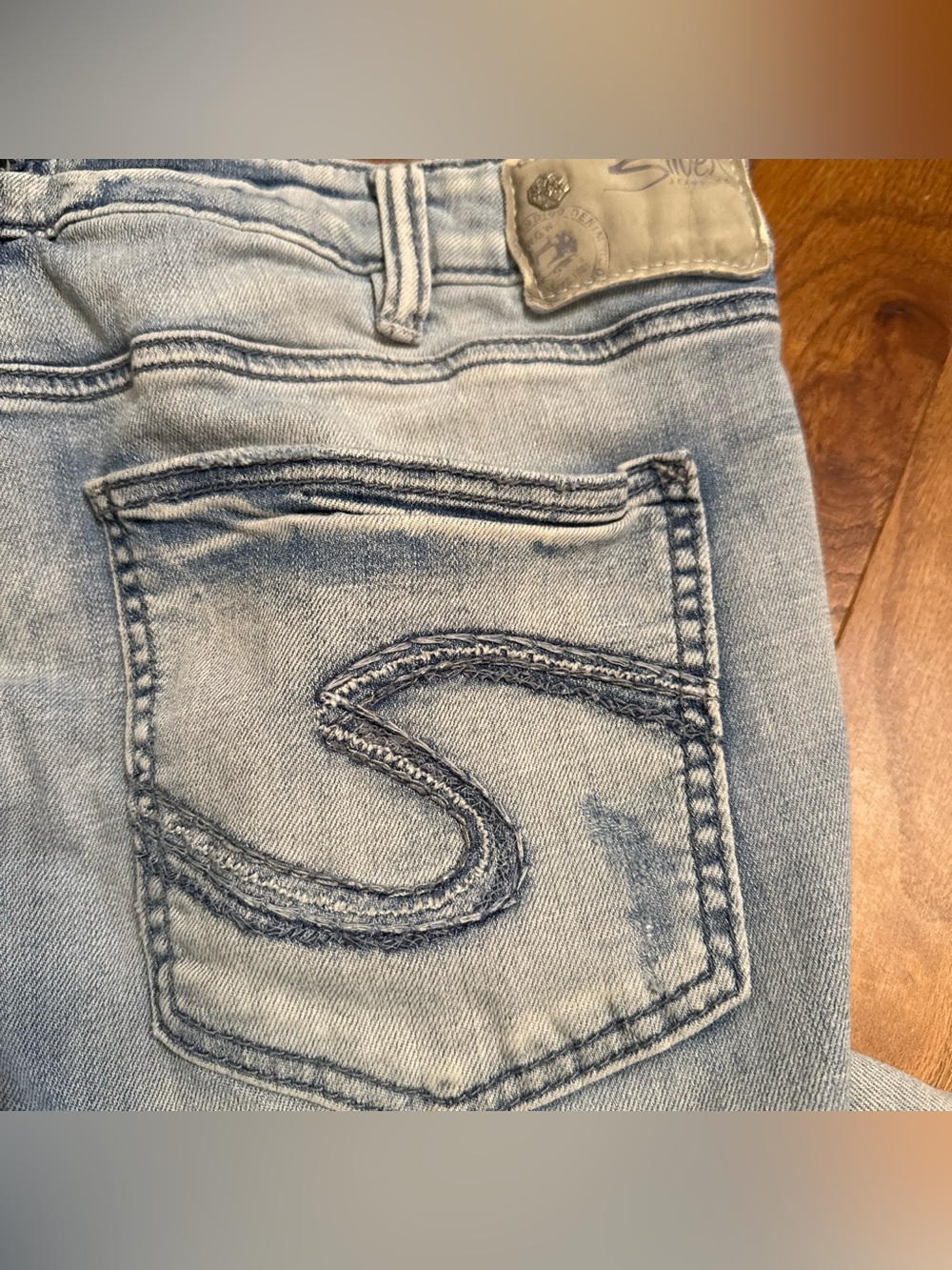 Silver Super stretch Boyfriend low rise distressed jeans - Picture 10 of 10